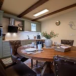 Aussergewoehnliches, Historisches, Spaetgotisches Wohnhaus Von 1519, Gries 5 Holiday home