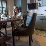 Aussergewoehnliches, Historisches, Spaetgotisches Wohnhaus Von 1519, Gries 5 * Gera