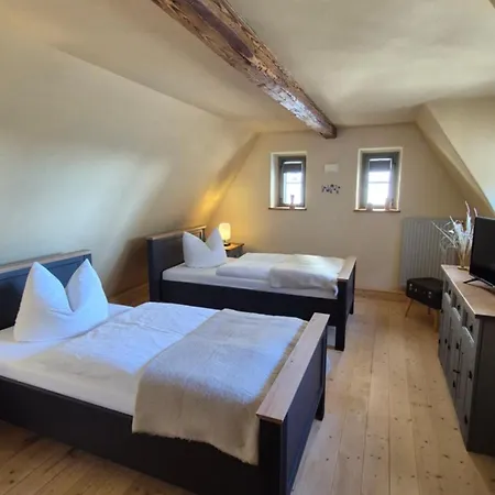 Nyaraló Aussergewoehnliches, Historisches, Spaetgotisches Wohnhaus Von 1519, Gries 5