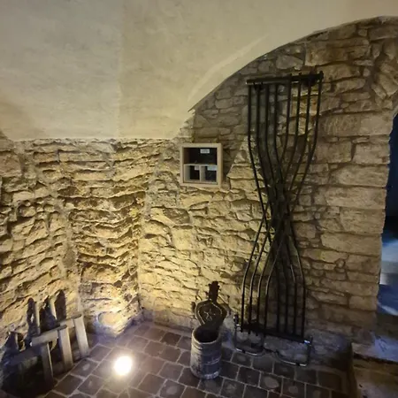 Nyaraló Aussergewoehnliches, Historisches, Spaetgotisches Wohnhaus Von 1519, Gries 5