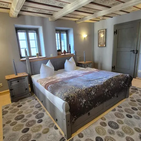 Nyaraló Aussergewoehnliches, Historisches, Spaetgotisches Wohnhaus Von 1519, Gries 5 *